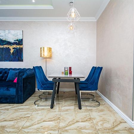 Luxury For Business & Pleasure Royal 3 Kyiv Exterior foto