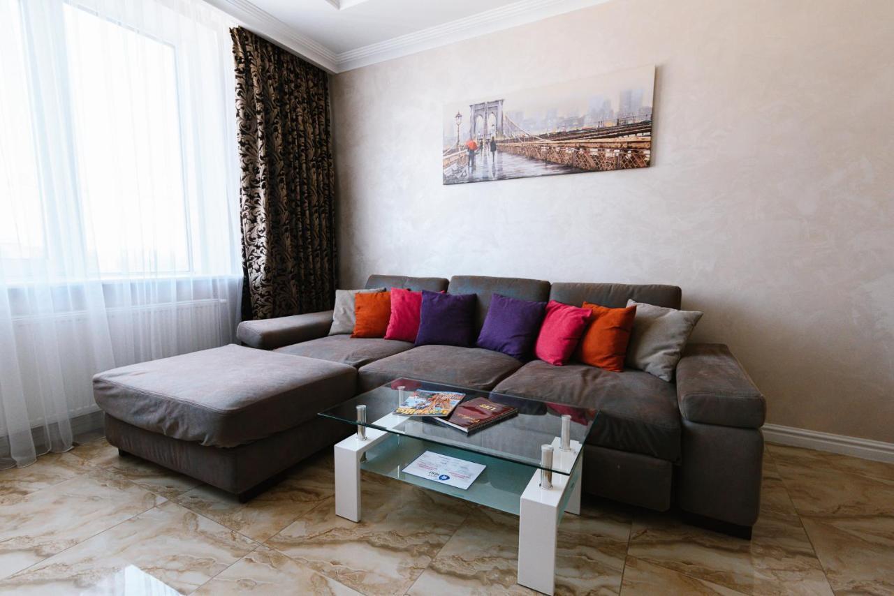 Luxury For Business & Pleasure Royal 3 Kyiv Exterior foto