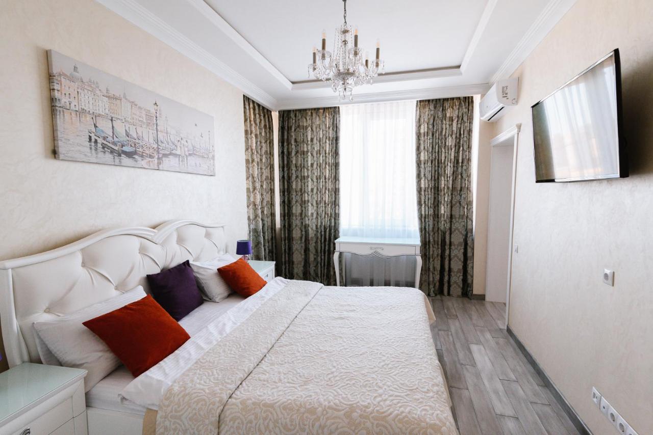 Luxury For Business & Pleasure Royal 3 Kyiv Exterior foto
