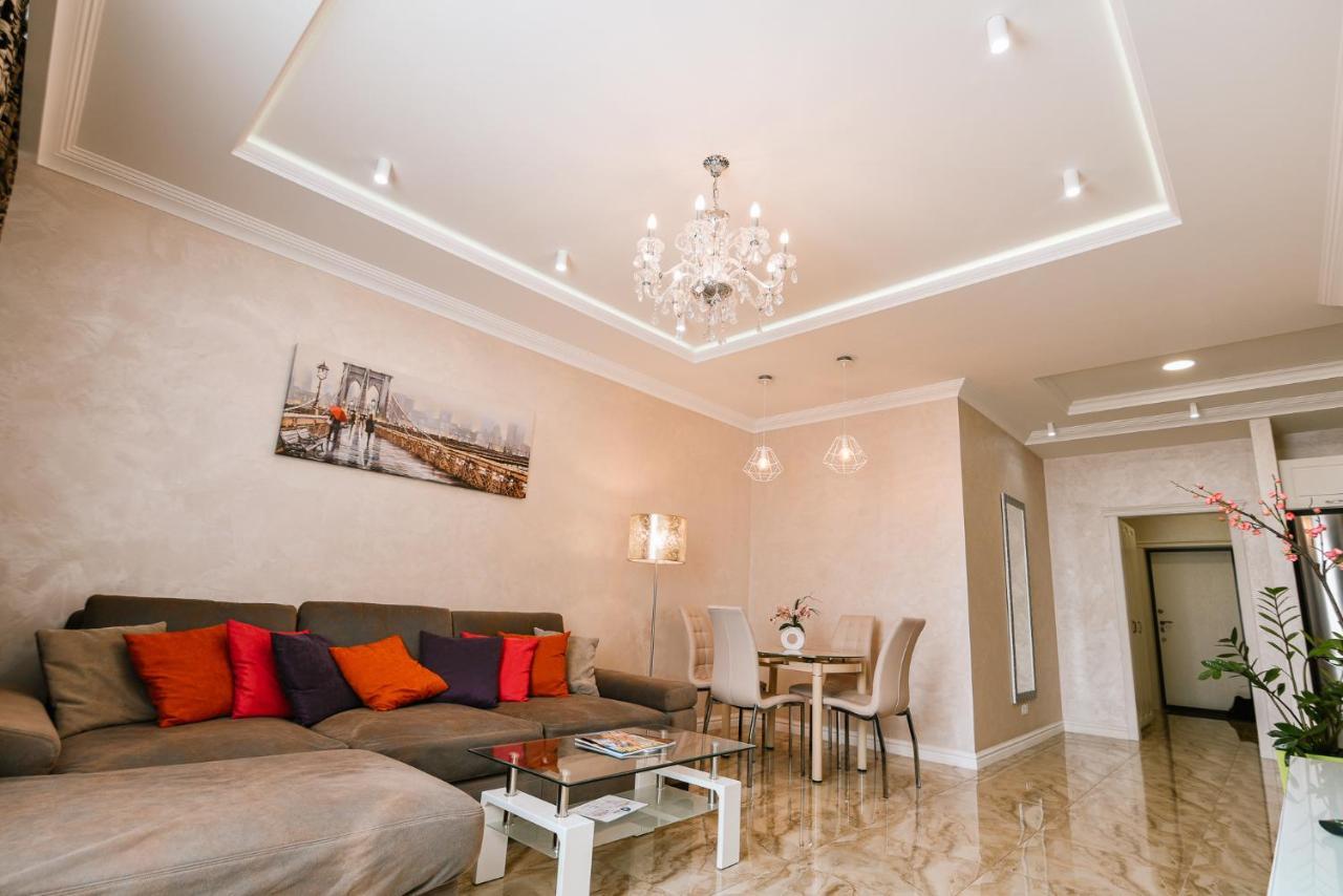 Luxury For Business & Pleasure Royal 3 Kyiv Exterior foto