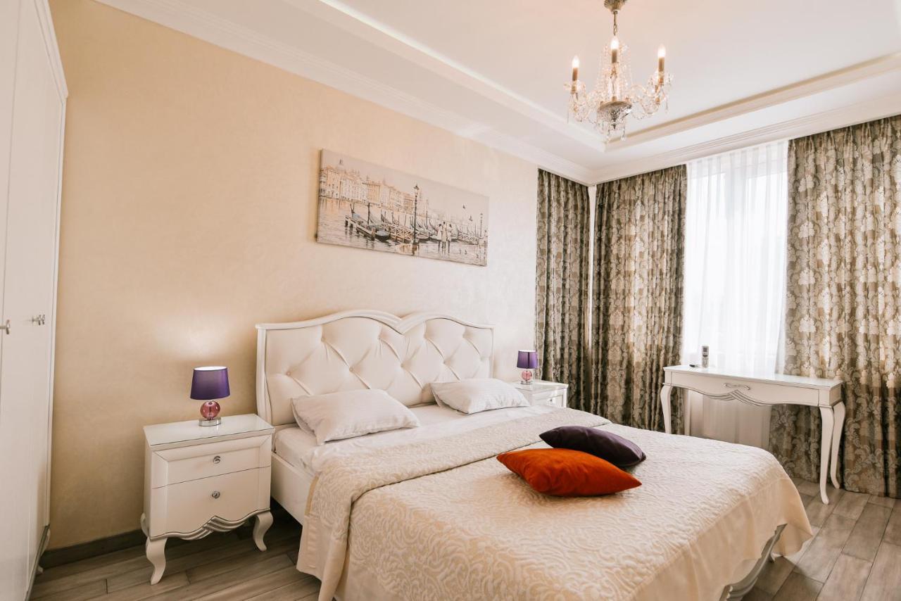 Luxury For Business & Pleasure Royal 3 Kyiv Exterior foto