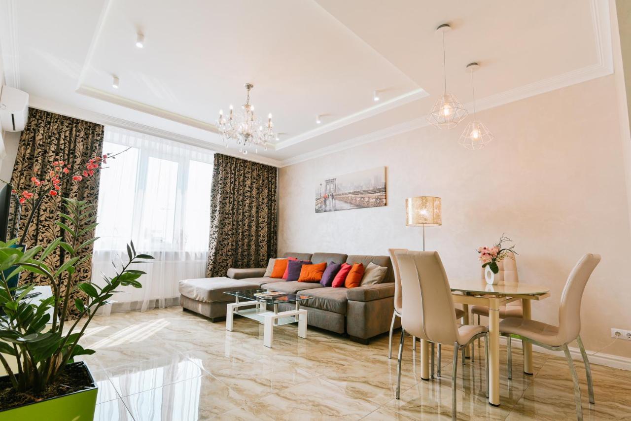 Luxury For Business & Pleasure Royal 3 Kyiv Exterior foto